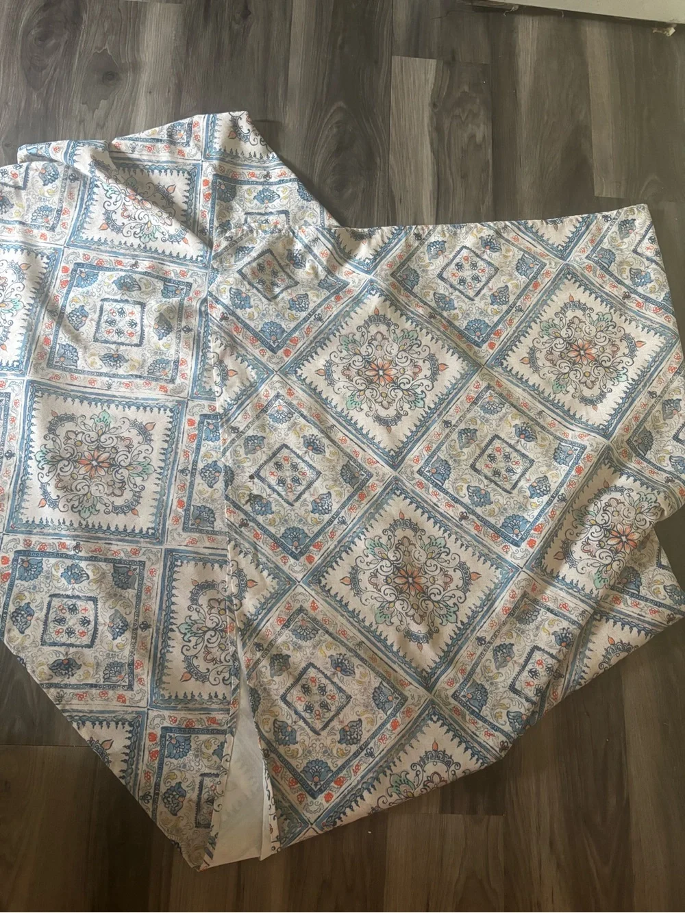 Classic Blue and Cream Mediterranean Tile Tablecloth - Home Dining